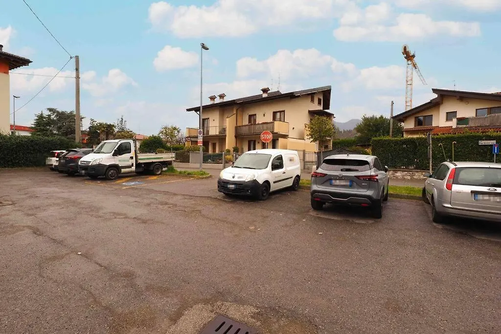 Trescore Balneario Bus 500M 8Posti Wi-Fi Checkin24H ベルガモ イタリア